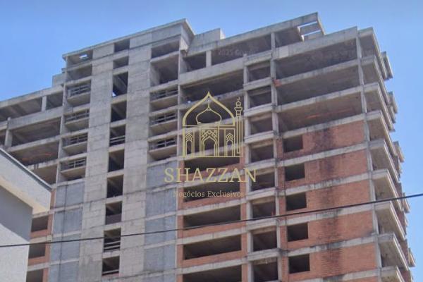 Edifício Comercial Semi-Acabado na Vergueiro - Fachada e Estrutura Principal