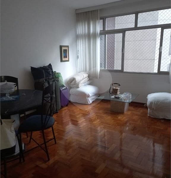 Apartamento com 2 Quartos à venda, 158M²