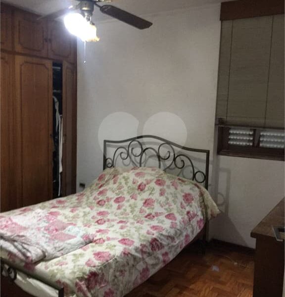 Apartamento com 2 Quartos à venda, 158M²