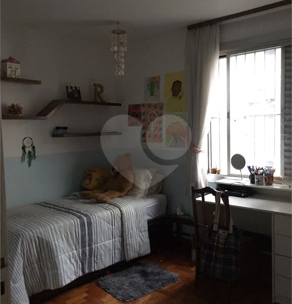 Apartamento com 2 Quartos à venda, 158M²