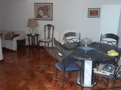 Apartamento com 2 Quartos à venda, 158M²